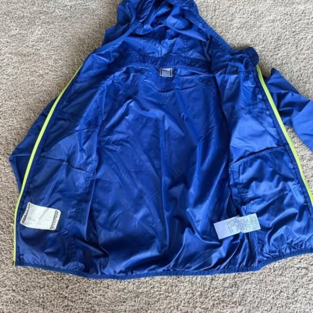 Kids Montbell Jacket Size 110 (4-6)